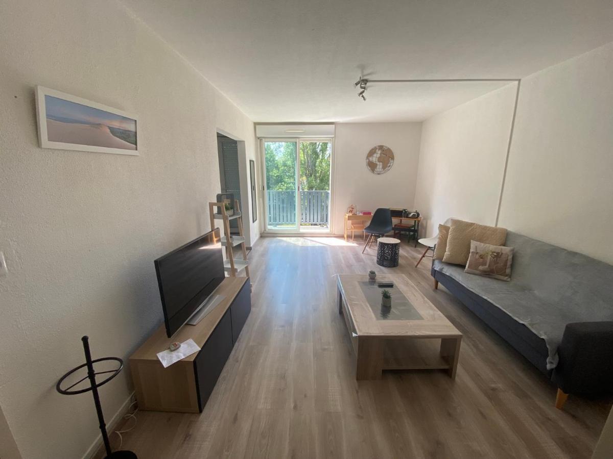 Appartement 3P, 72M2, Centre Ville, Parking Prive Tout Confort Biscarrosse Exterior foto
